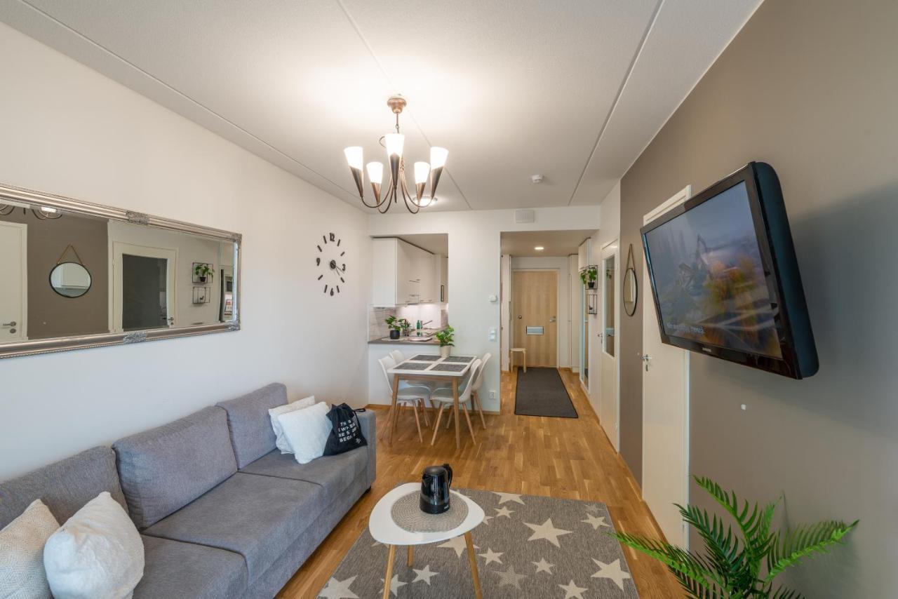 StarHomes Double lux 7 Oulu Extérieur photo
